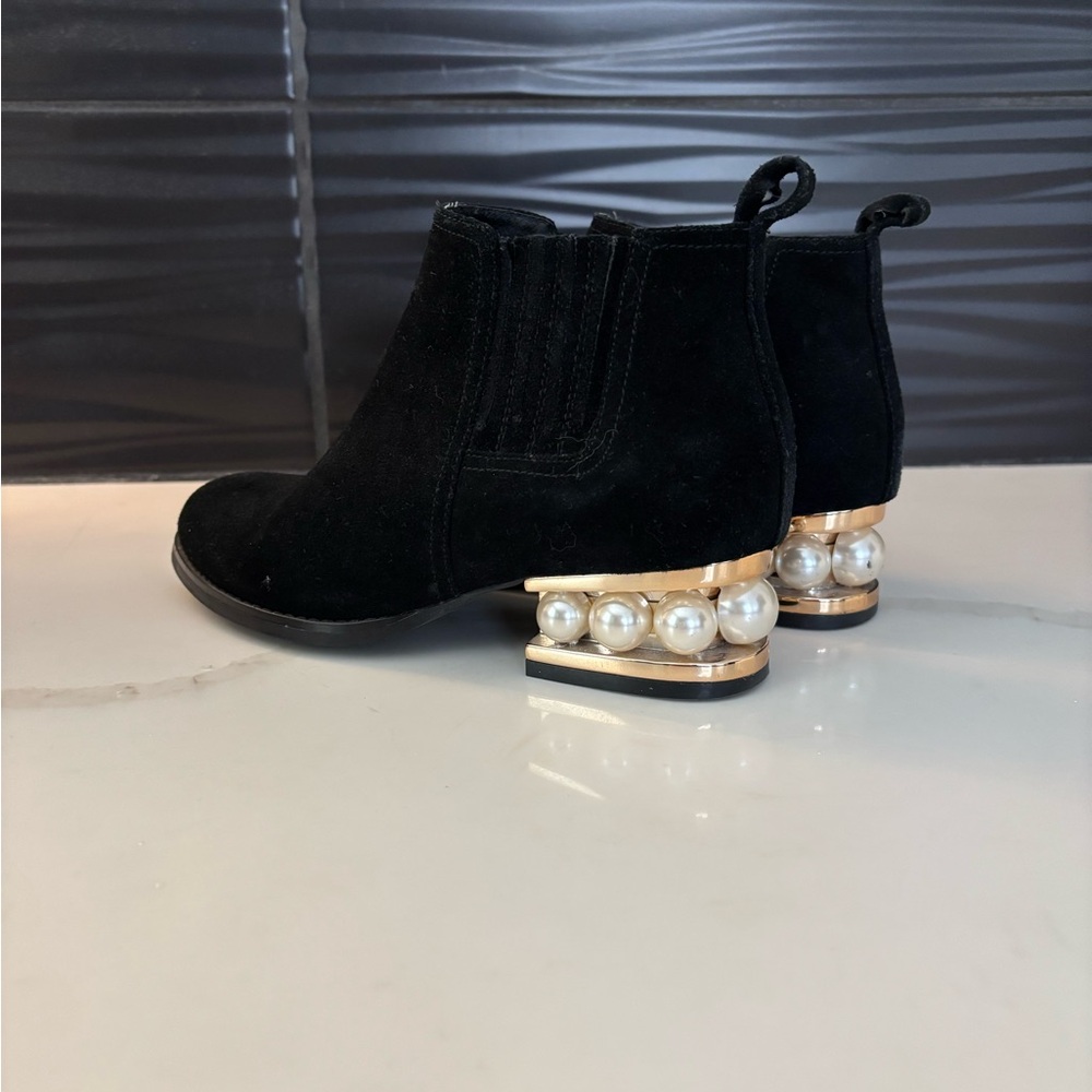 Jeffrey Campbell Black Ankle Boots with Elegant Heel